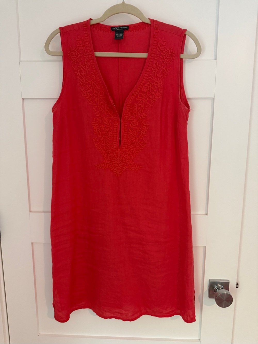 Chelsea & Theodore Embroidered linen Sleeveless Tunic Dress